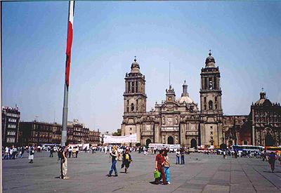 the 'zocalo' with the cathedral